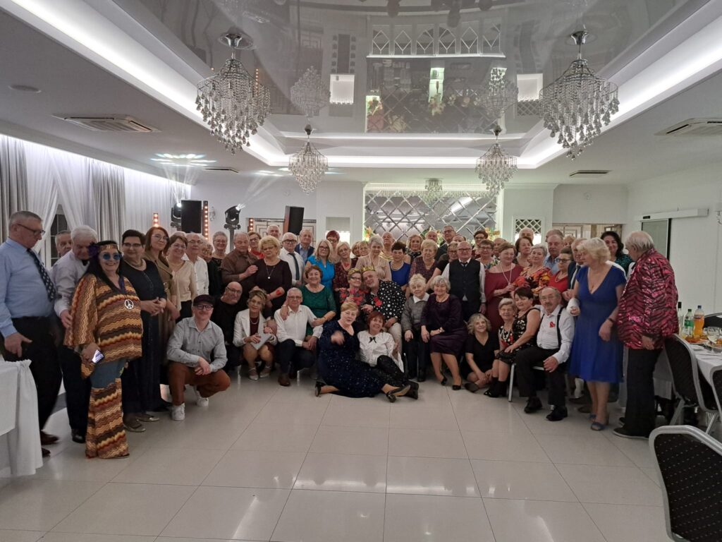 Zdjęcie zbiorowe uczestników imprezy